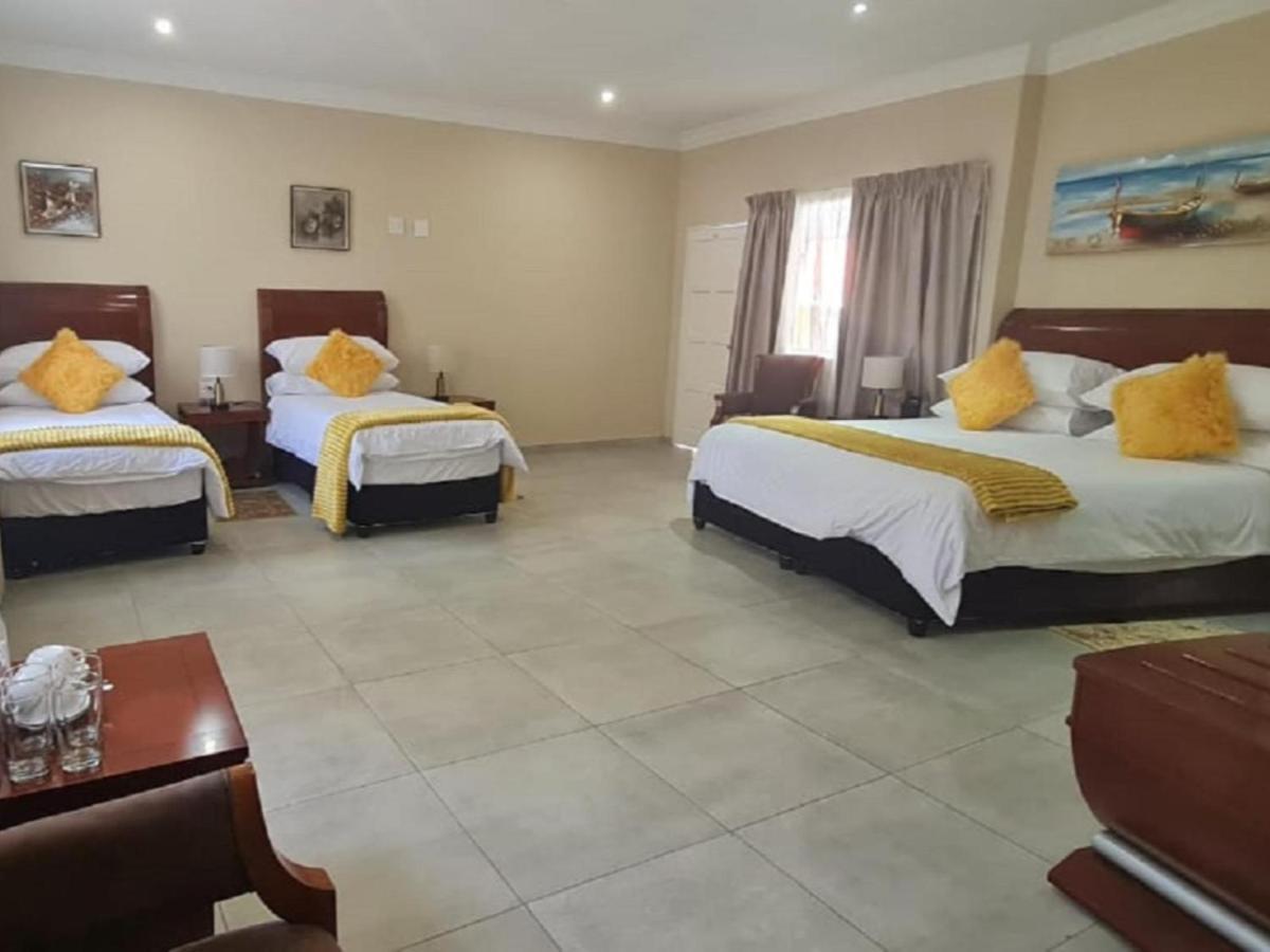 Benoni N12 Hotel Exterior photo